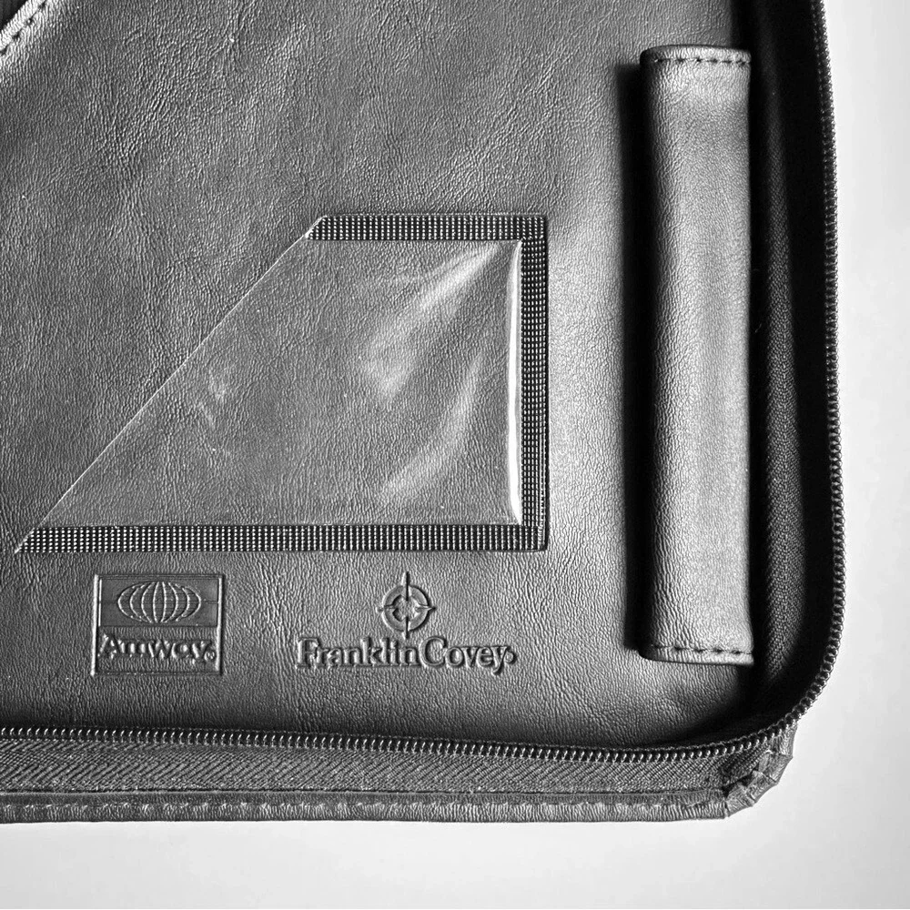 Franklin Covey Black Planner Cover 3 Ring Binder with Zipper
